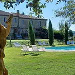 Tenuta Cantona Апарт-отель 4*