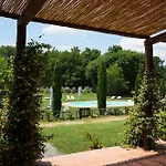 Апарт-отель Tenuta Cantona 4*