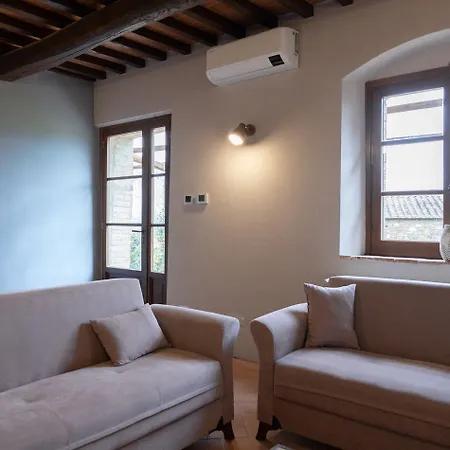 Tenuta Cantona Aparthotel Casole dʼElsa