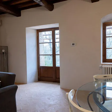 Tenuta Cantona Aparthotel Casole dʼElsa