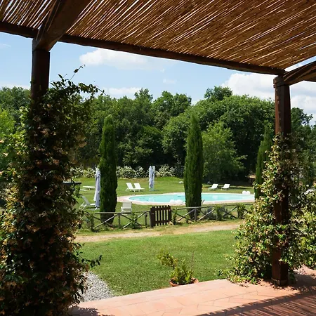 Aparthotel Tenuta Cantona 4*